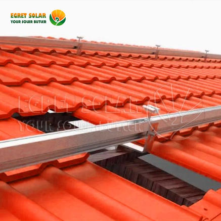 What Solar Roof Mounting System Options Exist for Asphalt Roof Applications?