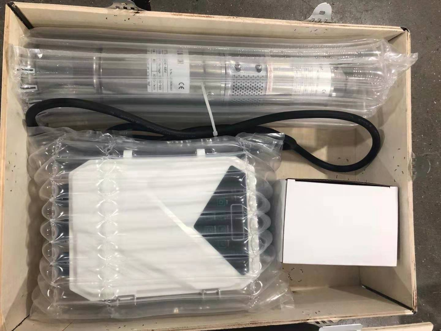 36V 210W 77m Submersible Vertical Water Pump with Screw for Agriculture Irrigationn