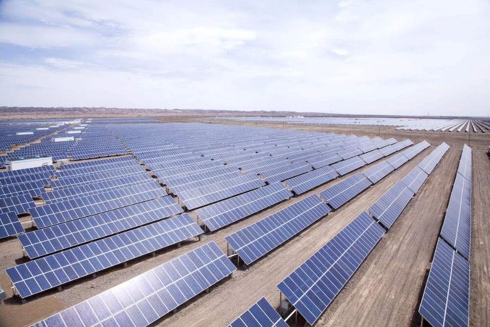 976 Solar System 30kw 40kw 50kw on Grid Tie Solar Power System for Factory/House Roof