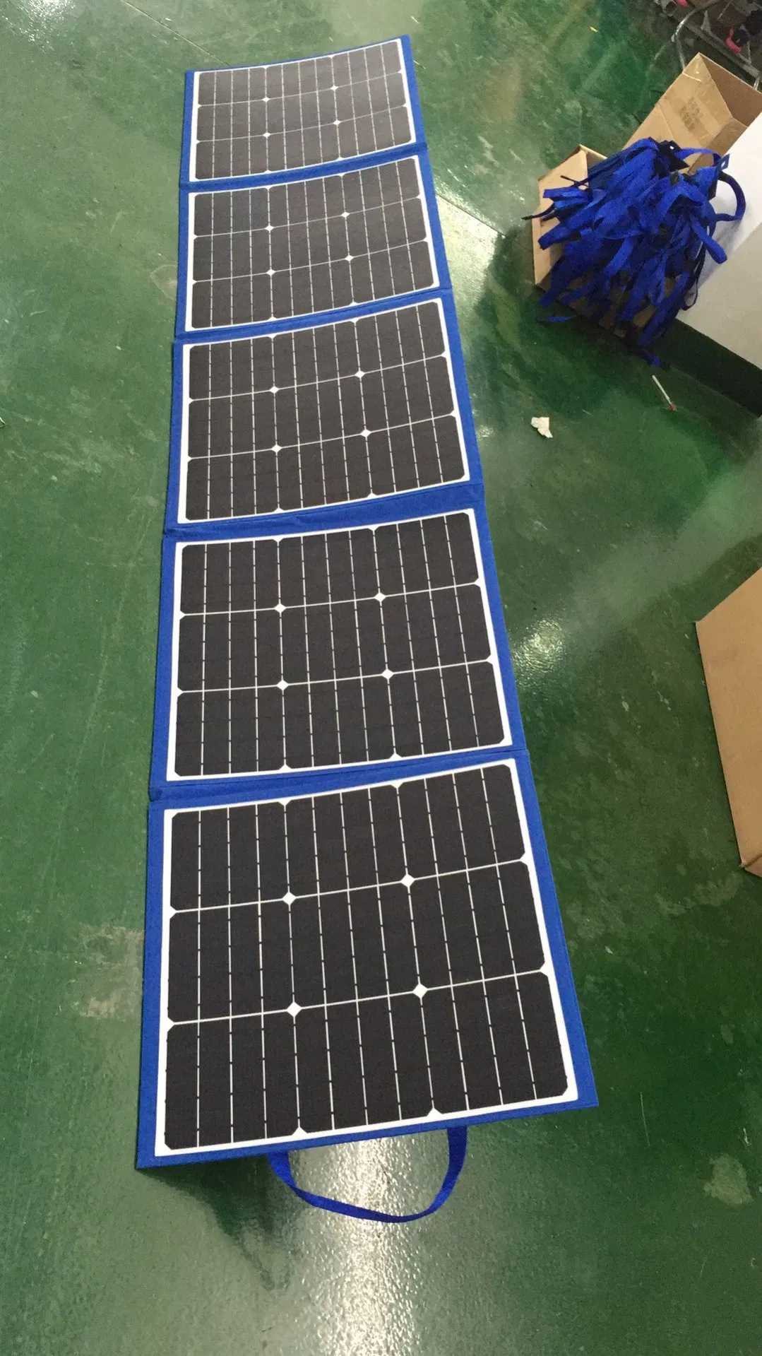 Sunpower Folding Camping Solar Panel for Electric Car Laptop with Extension Cable